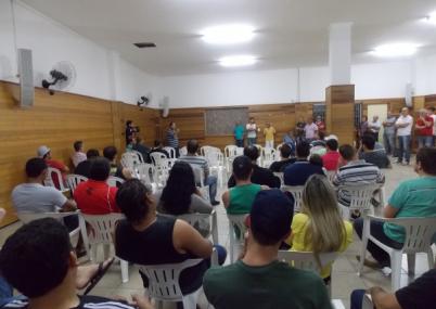 Metalúrgicos encerram greve com 7.5% de reajuste