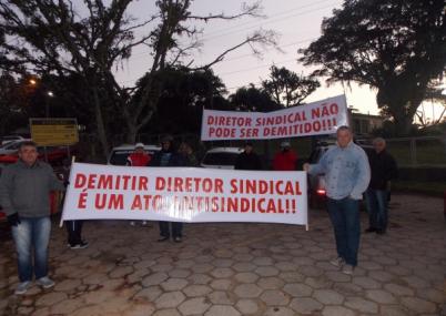 Trabalhadores paralisaram Budny contra demissão de ex-funcionário e diretor sindical 