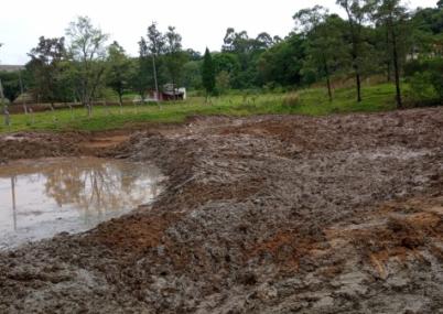 Obra de revitalização na sede recreativa da Quarta Linha em Criciúma